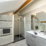 Apartament La Grande Maison Rouge *