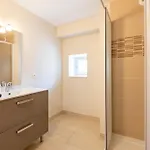 La Grande Maison Rouge Apartament Angoustrine