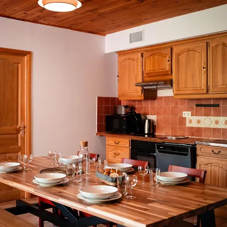 La Grande Maison Rouge * Angoustrine