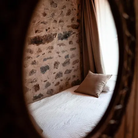 Apartment La Grande Maison Rouge Angoustrine