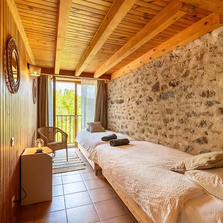Apartment La Grande Maison Rouge Angoustrine