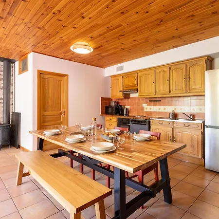 Apartment La Grande Maison Rouge *