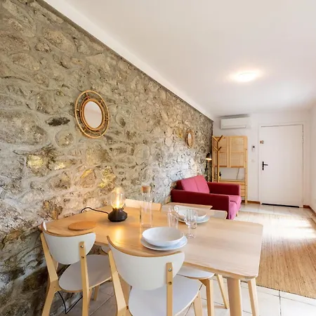 La Grande Maison Rouge Apartment *