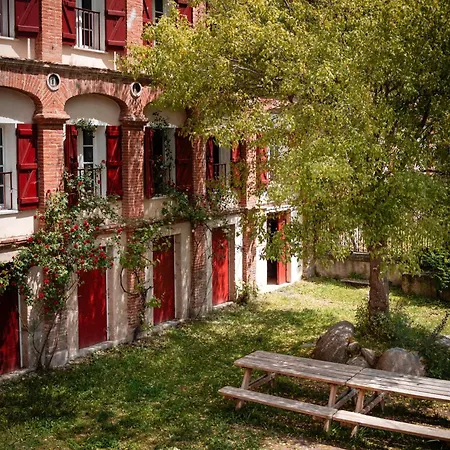 La Grande Maison Rouge *