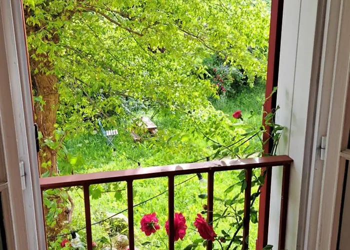 La Grande Maison Rouge *